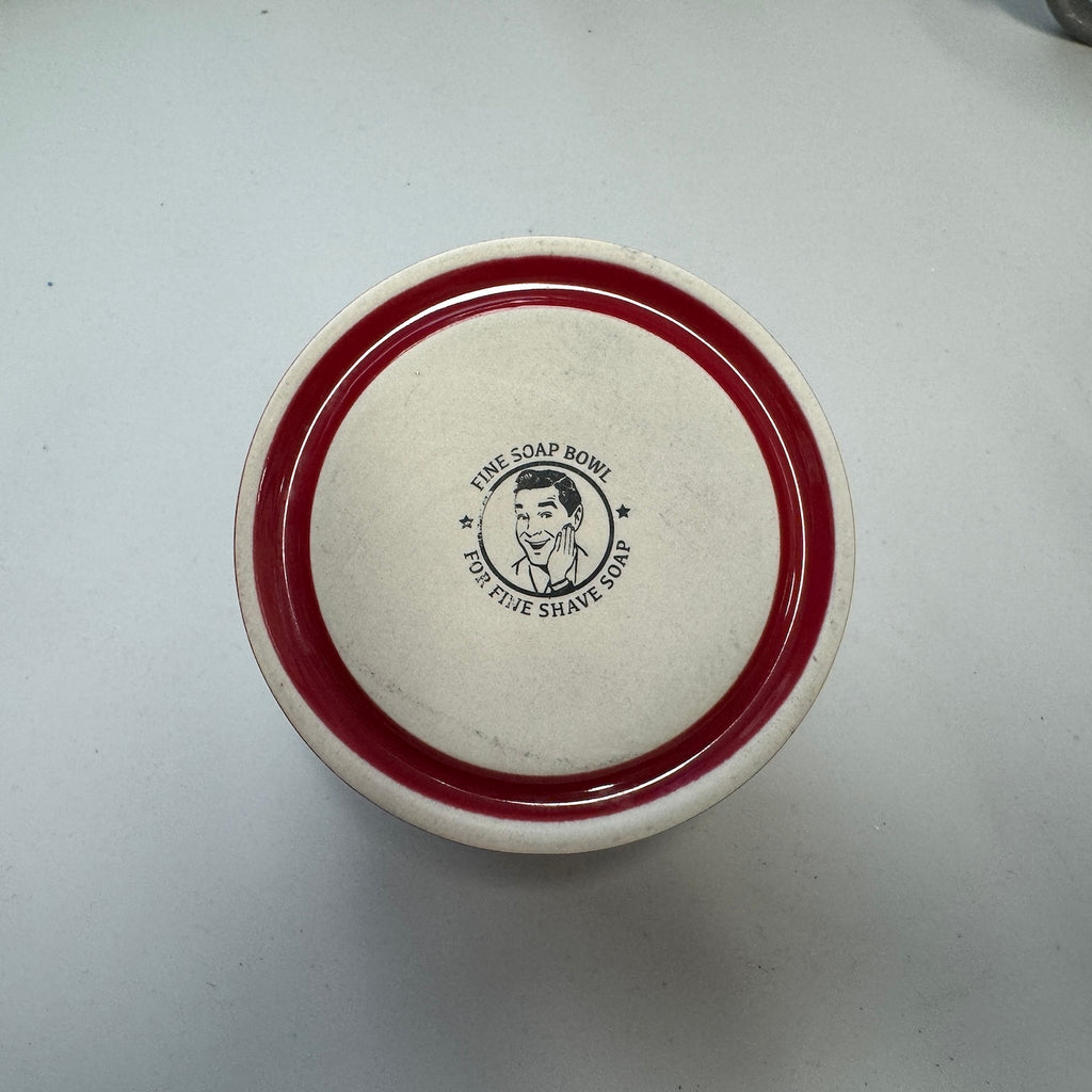 Fine Accoutrements Red & White Soap Bowl BL37
