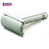 Timor 3-Piece Closed Comb Safety Razor with Travel Pouch and Blades