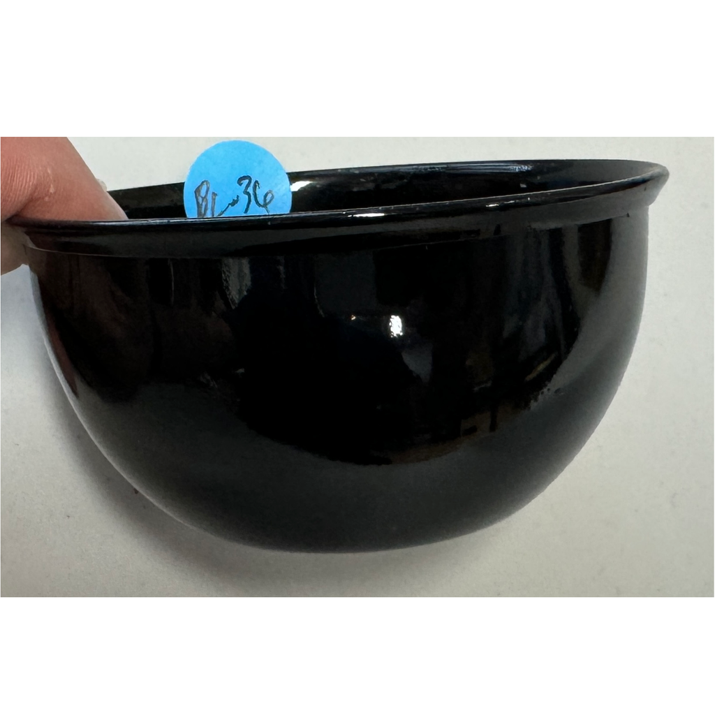 Black Smooth Palm Bowl BL36